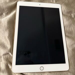 IPAD (5th generation)